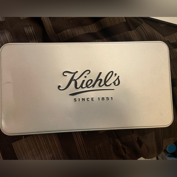 Kiehl's Men’s full size Gift set new in box - Picture 5 of 5